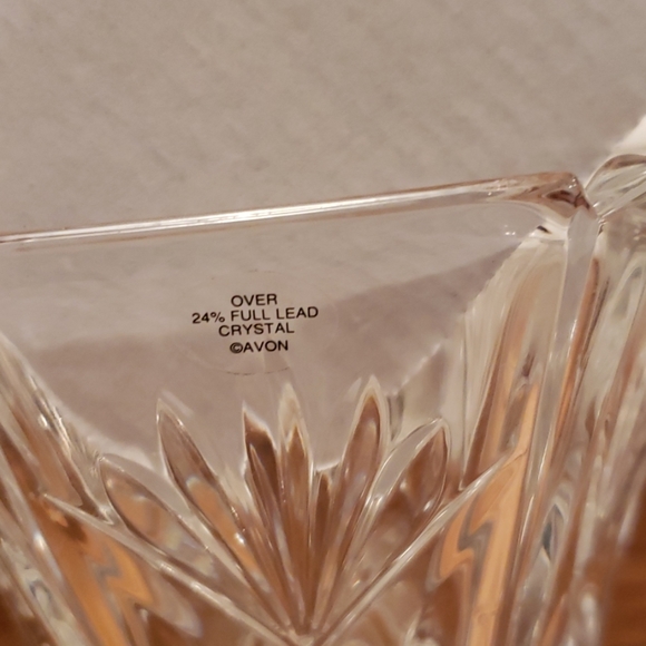 Over 24% Full Lead Crystal from Avon - Picture 3 of 5